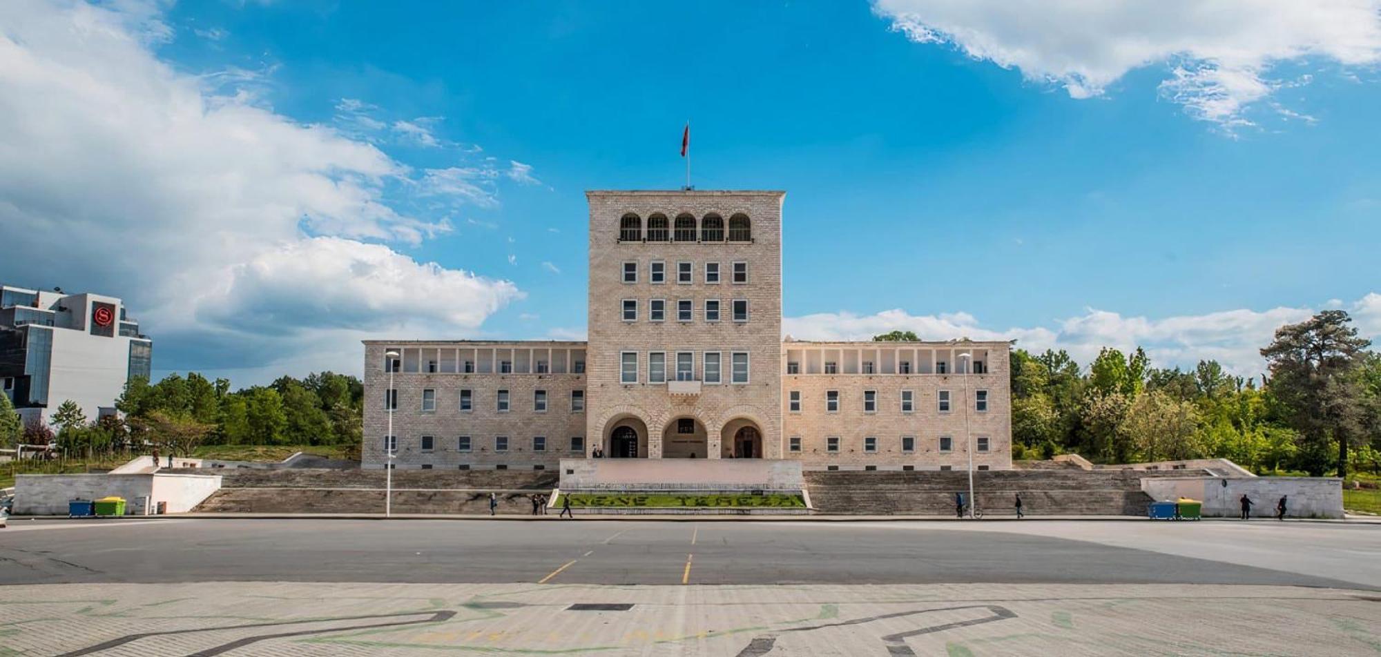 Cozy Flat Near Air Albania Stadium 1 Tiranë Ngoại thất bức ảnh