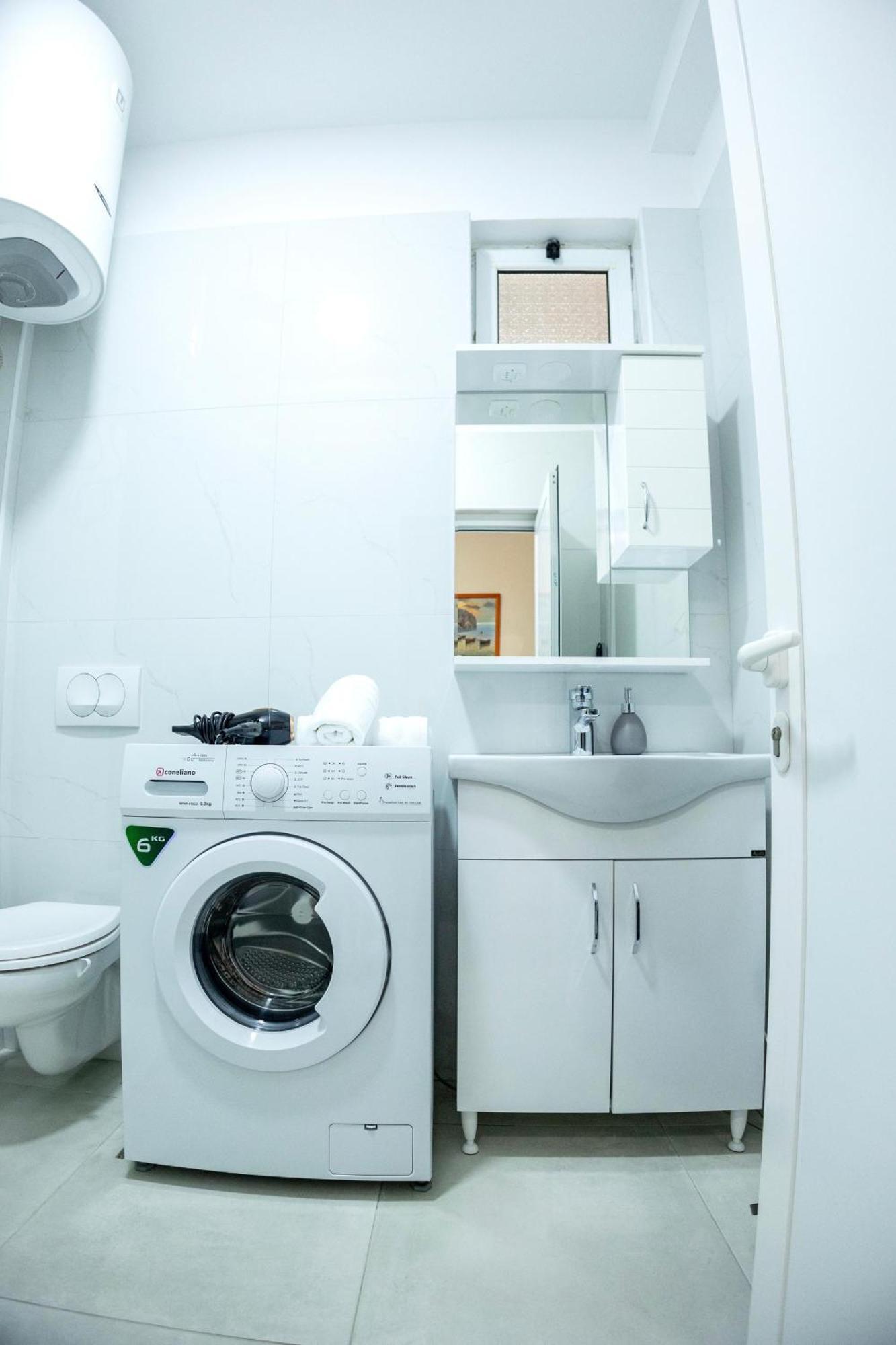 Cozy Flat Near Air Albania Stadium 1 Tiranë Ngoại thất bức ảnh